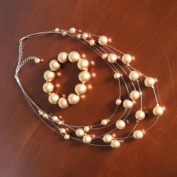 Necklace and bracelet set, gold beads. - Picture 1 of 4